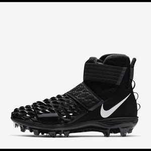 Nike Force Savage Elite 2 cleats size 10